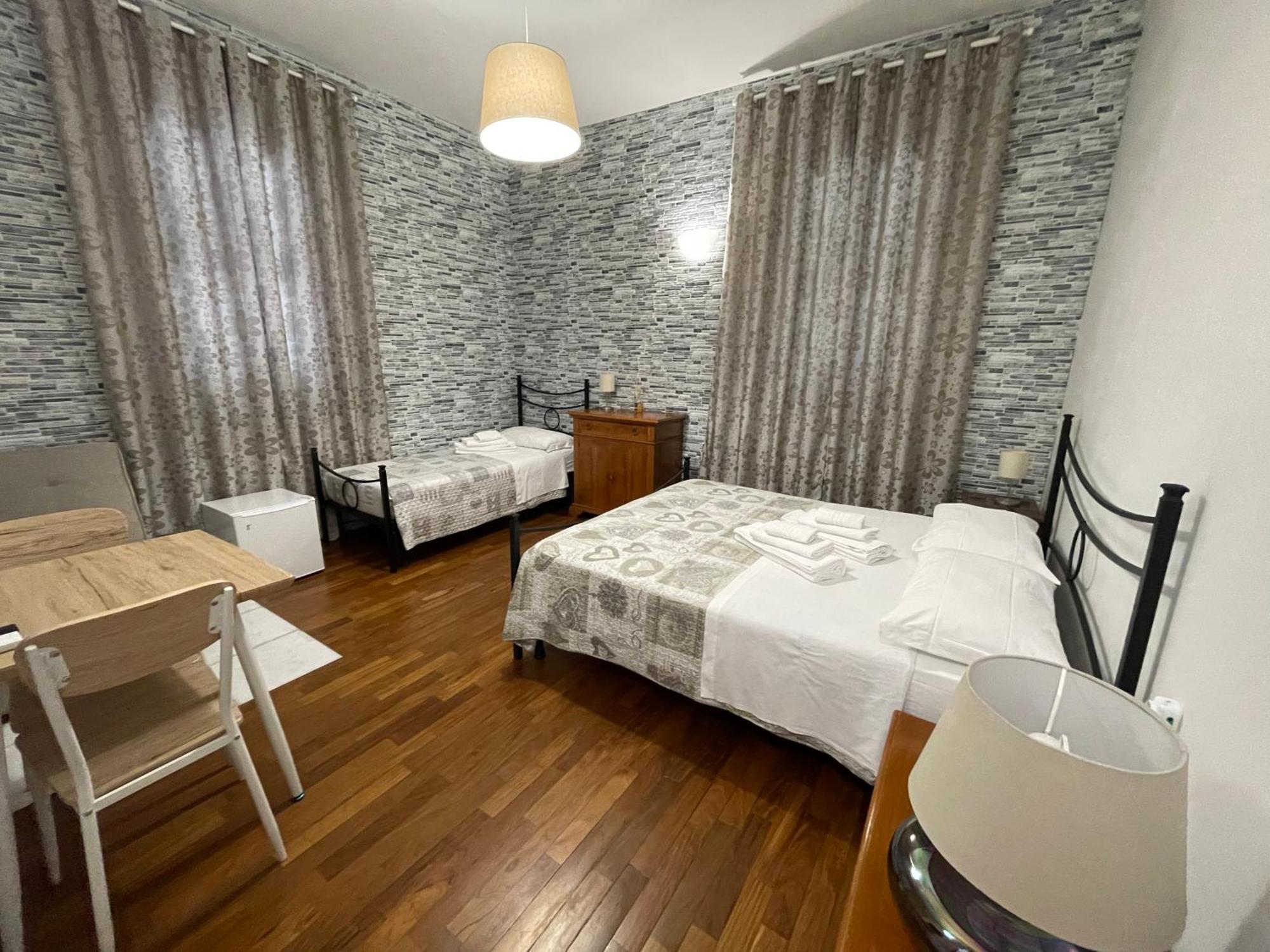 Rooms & Breakfast La Filigrana ฟาบริอาโน ภายนอก รูปภาพ