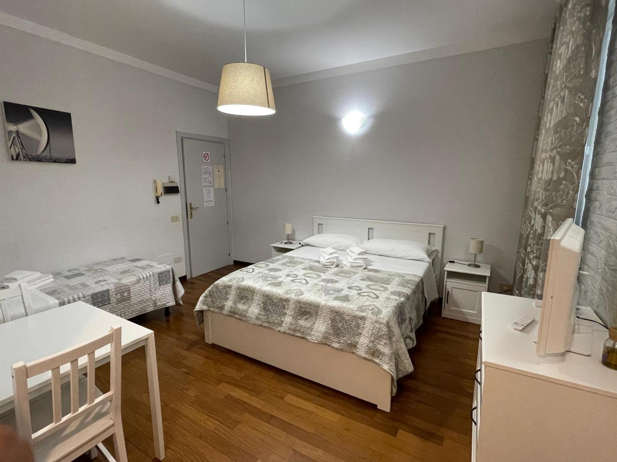 Rooms & Breakfast La Filigrana ฟาบริอาโน ภายนอก รูปภาพ