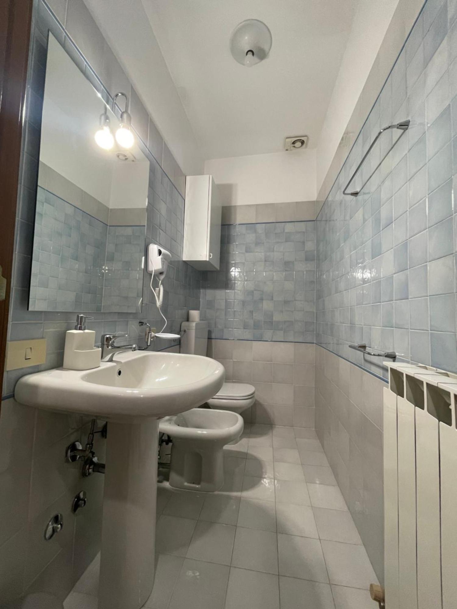 Rooms & Breakfast La Filigrana ฟาบริอาโน ภายนอก รูปภาพ